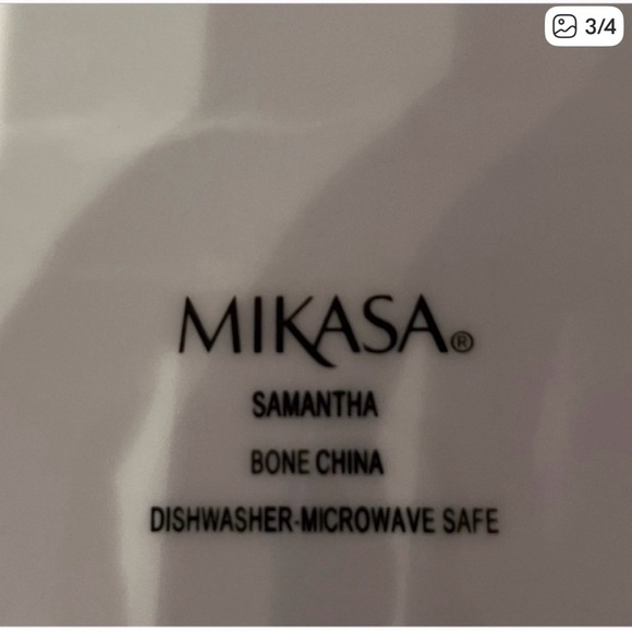 Mikasa Samantha White Dinner Plates - set of 4 - Picture 3 of 4